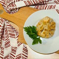 Хинкали с говядиной и свининой жаренные в Вкуснов