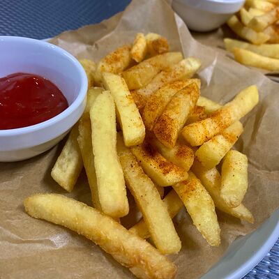 Картофель фри в Plates Kitchen по цене 270 ₽