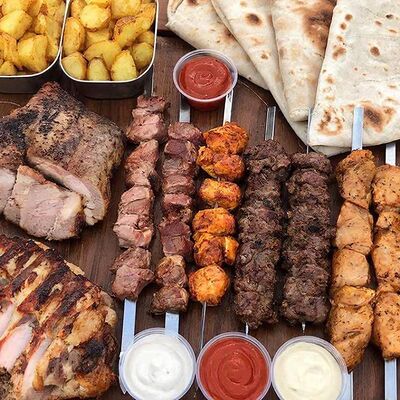 Близкие друзья (5 человек) в Шашлыки у сако по цене 6899 ₽