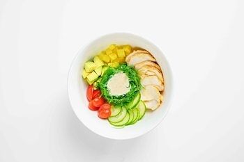 Боул с куриным филе в Панда Маркет по цене 529 ₽