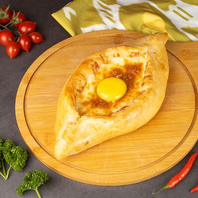 Хачапури по-аджарски в Чайхана Hanum по цене 530 ₽