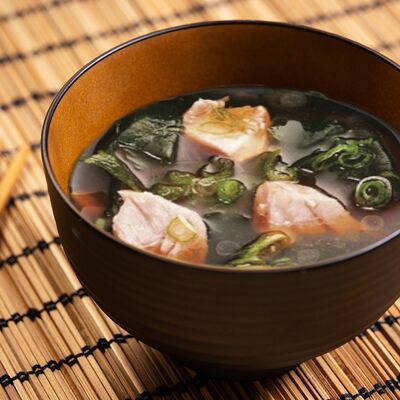 Мисо-суп с лососем в Суши-бар Тунец по цене 252