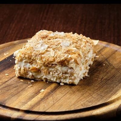 Торт Наполеон манго-маракуйя в Mesto Burger по цене 199