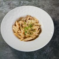 Пенне с курицейв Only