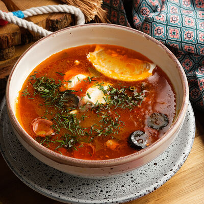 Я - Солянка сборная мясная в Брат Бурят по цене 680 ₽