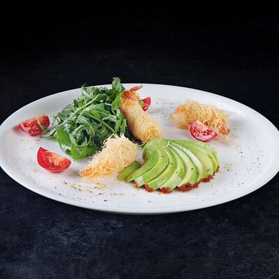 Салат Креветки с авакадо в Лаваш 1 по цене 1050 ₽