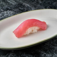 Суши тунец в Суши в бутылке