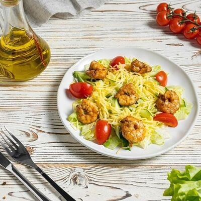 Салат Цезарь с креветками в Шампур по цене 479 ₽