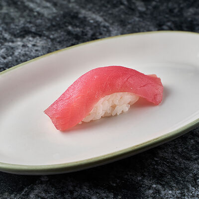 Суши тунец в Суши в бутылке по цене 210 ₽