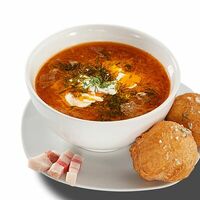 Борщ с чесночными пампушками в УНИ-ПИЦЦА