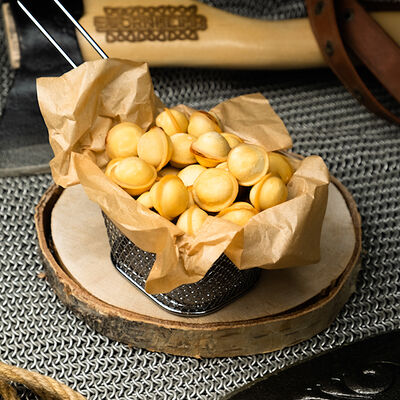 Мини пельмешки с пряным соусом в Бар Бьёрнхейм Bjornheimr по цене 330 ₽