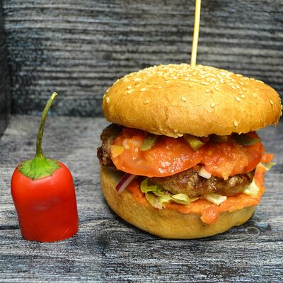 Острый бургер МиГ-29 в Ангар burger & fun по цене 330 ₽