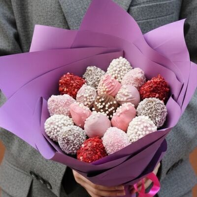 Букет Good mood (19 шт.) в Luna-Клубника в шоколаде по цене 3999 ₽