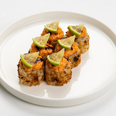 Запеченный ролл Спайси Лосось в 2 Берега по цене 485 ₽