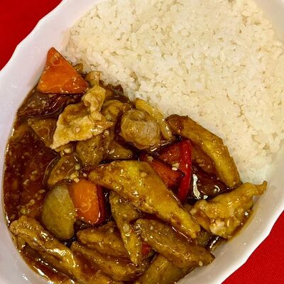 Свинина с баклажанами и рисом в Китайская столовая по цене 529 ₽