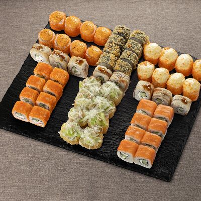 Сет 18 в Wok & Box по цене 3641 ₽