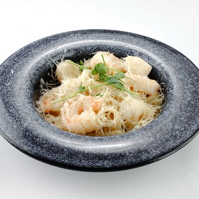 С морепродуктами в сливочном соусев Grizzly Food по цене 890 ₽