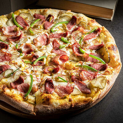 Пицца Баварская в Качуко по цене 1140 ₽