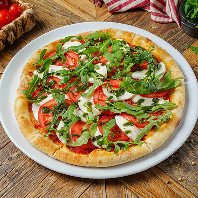 Пицца Капрезе в Café Sicilia по цене 880 ₽