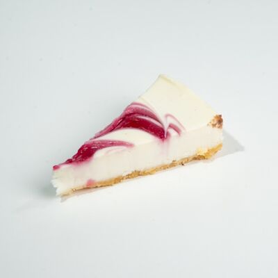 Чизкейк с малиной (1 шт.) в ЁБИСАН по цене 299 ₽