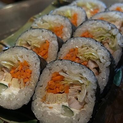 Кимпаб с кальмаром в Шири по цене 790 ₽