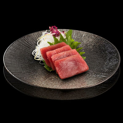 Сашими Магуро Блюфин в Koi sushi bar по цене 2310 ₽