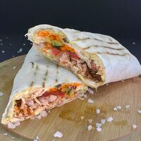 Шаурма в лаваше с курицей халяль в Limon tantuni