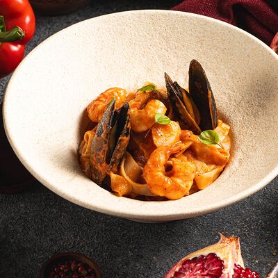 Паста с морепродуктамив Алазани по цене 5900 ₸