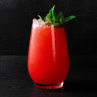 Клубника-личи в Corner Grill