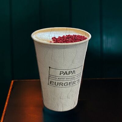 Малиновый латте в Papa Burgers по цене 260 ₽