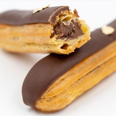 Эклер шоколадный в Волконский по цене 355 ₽