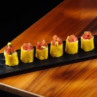 Ролл Тунец и трюфель в Buba Sushi по цене 1360 ₽