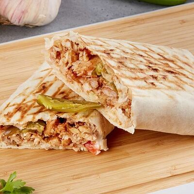 Острая с халапеньо в Sweetok shawerma по цене 448 ₽