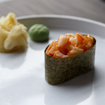 Гункан острая креветка в Per Se по цене 495 ₽