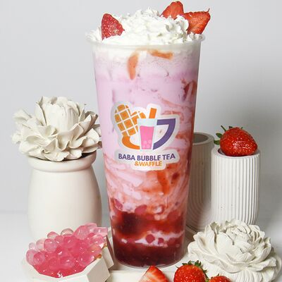 Клубничная сакура M в Baba Bubble Tea & Waffle по цене 479 ₽