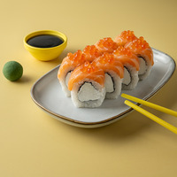 Филадельфия с икрой в Rollwell