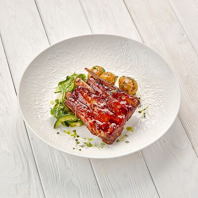 Свиные ребра в Пармезан по цене 795 ₽