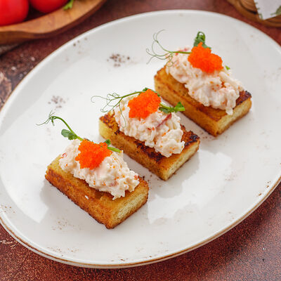 Бутерброды заморские с мясом краба в Сандуны Урал по цене 1040 ₽