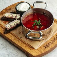 Борщ в Lounge Beer Burger
