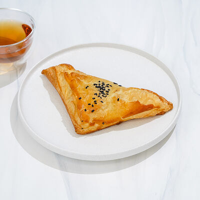 Самса с мясом в Магбургер & Братья Караваевы по цене 135