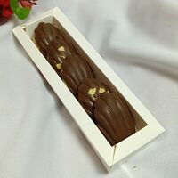 Пирожное Мадлен в молочном шоколаде с солёным арахисом в Доставляем радость на дом!