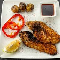 Дорадо на углях в Пери Шашлыки