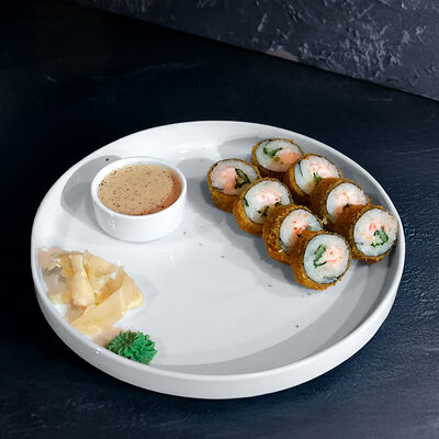 Горячий ролл Цезарь с креветкой в Berberry & ptichka по цене 699 ₽