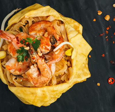 Лапша Пад Тай с креветками в Mojo по цене 590