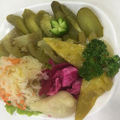 Соленья в ассорти в Усадьба принца по цене 350 ₽