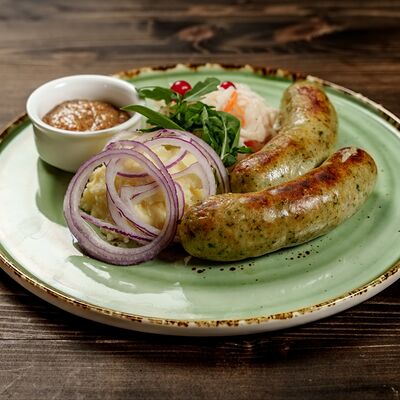 Колбаски Гурме со шпинатом 2 шт. в Гастробар Феллини по цене 790 ₽