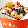 Морепродукты в кисло-сладком соусе с чернильной лапшой в Pad Thai по цене 17