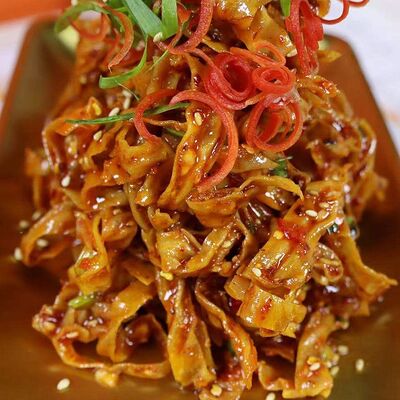 Салат из сухого тофу в Рисарт по цене 560 ₽