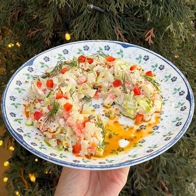 Салат с имеретинским сыром и ананасом в Джари по цене 570 ₽