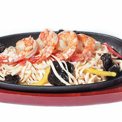 Удон с креветками в соусе том ям в Чайна Тун по цене 350